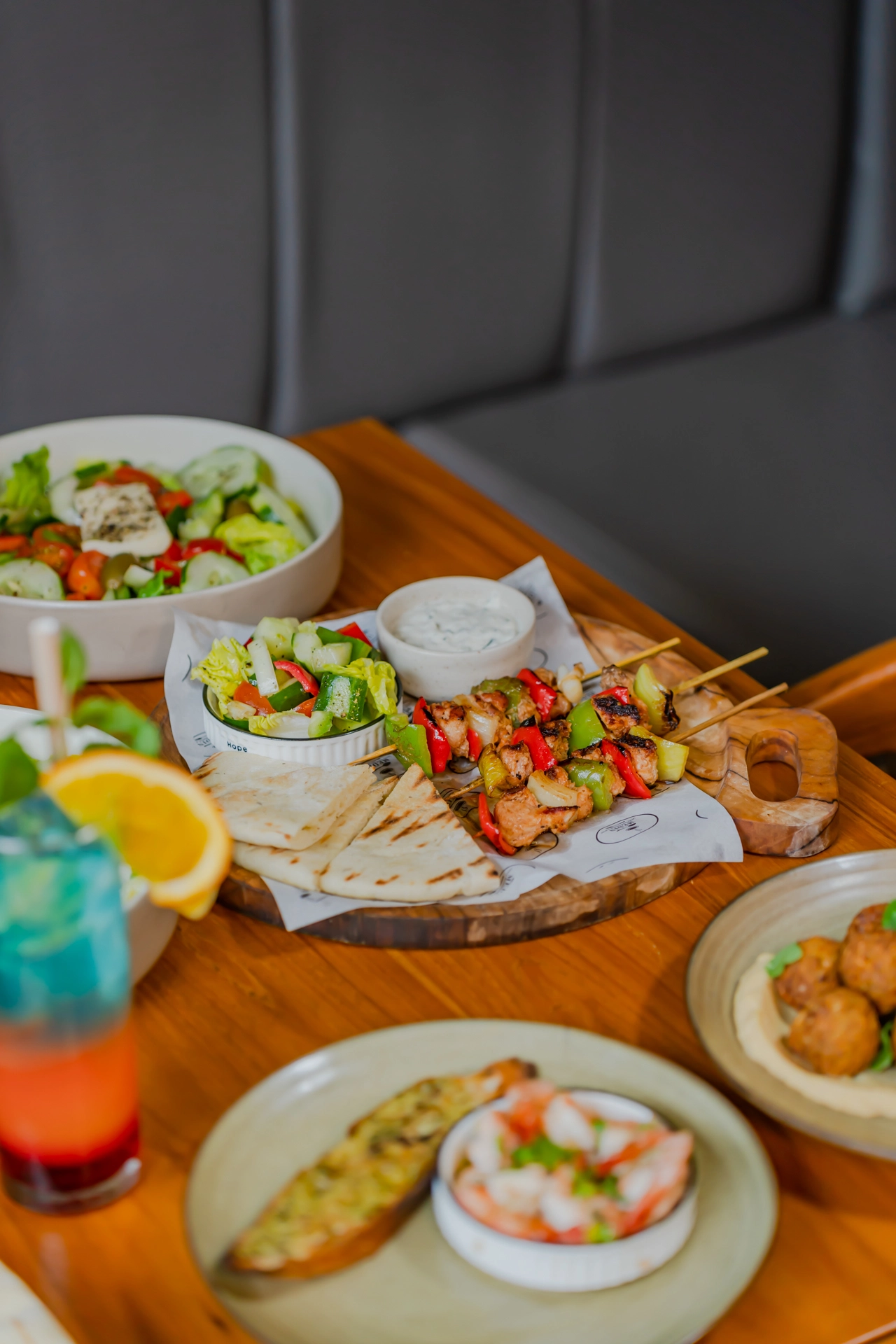 Professional food photography untuk menu premium